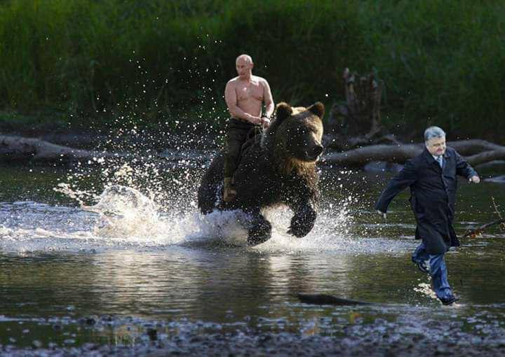 В соцсети высмеяли Петра Порошенко из-за "побега"