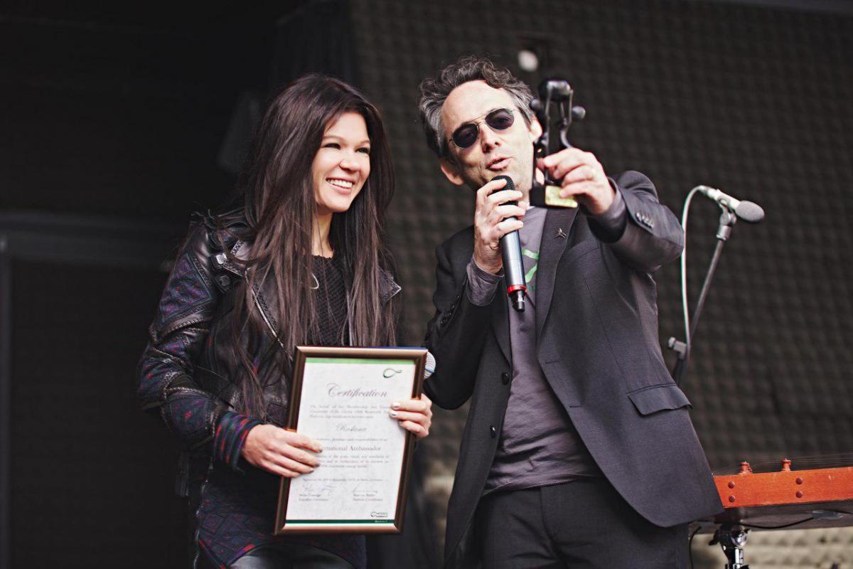 Руслана призвала к переходу на возобновляемую энергию Руслана призвала к переходу на возобновляемую энергию