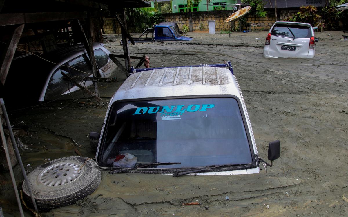 Наводнение в Индонезии