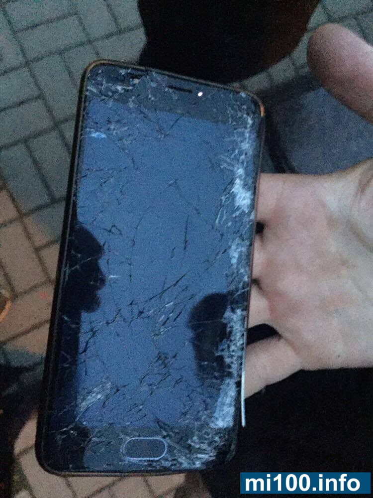 На журналиста напали во время митинга П.Порошенко в Ивано-Франковске