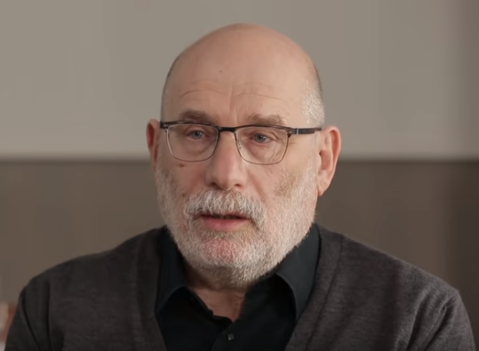 Борис Акунин полагает, что Владимир Путин похож на правителя, главным чувством которого является страх Борис Акунин полагает, что Владимир Путин похож на правителя, главным чувством которого является страх