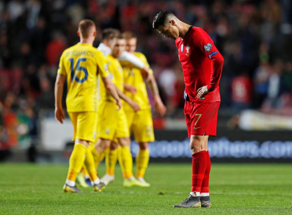 Сборной Украины в матче с Португалией не удалось довести до конца несколько контратак, сказал Андрей Шевченко