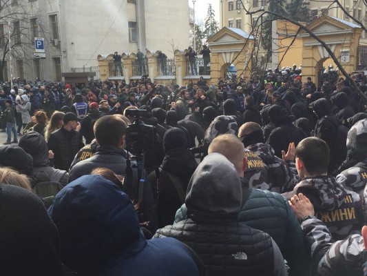 Акция Национального корпуса # СвинарчуковПорошенко - за решетку