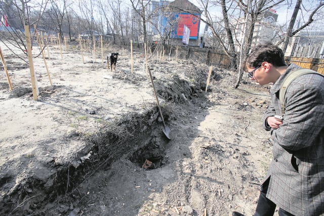 В Киеве нашли клад, в котором были динарии В Киеве нашли клад, в котором были динарии