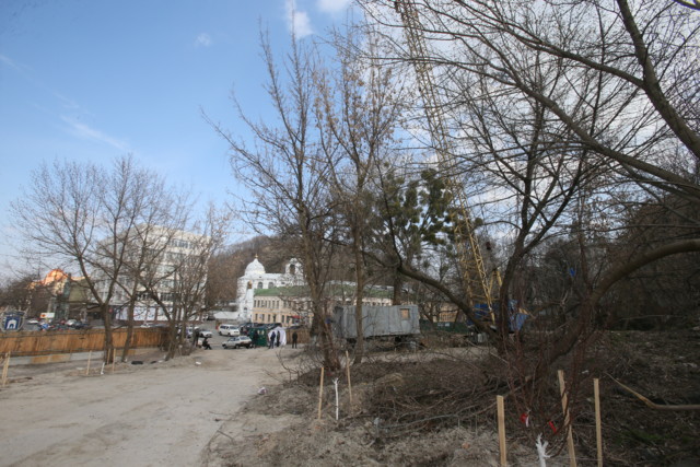 В Киеве нашли клад, в котором были динарии В Киеве нашли клад, в котором были динарии