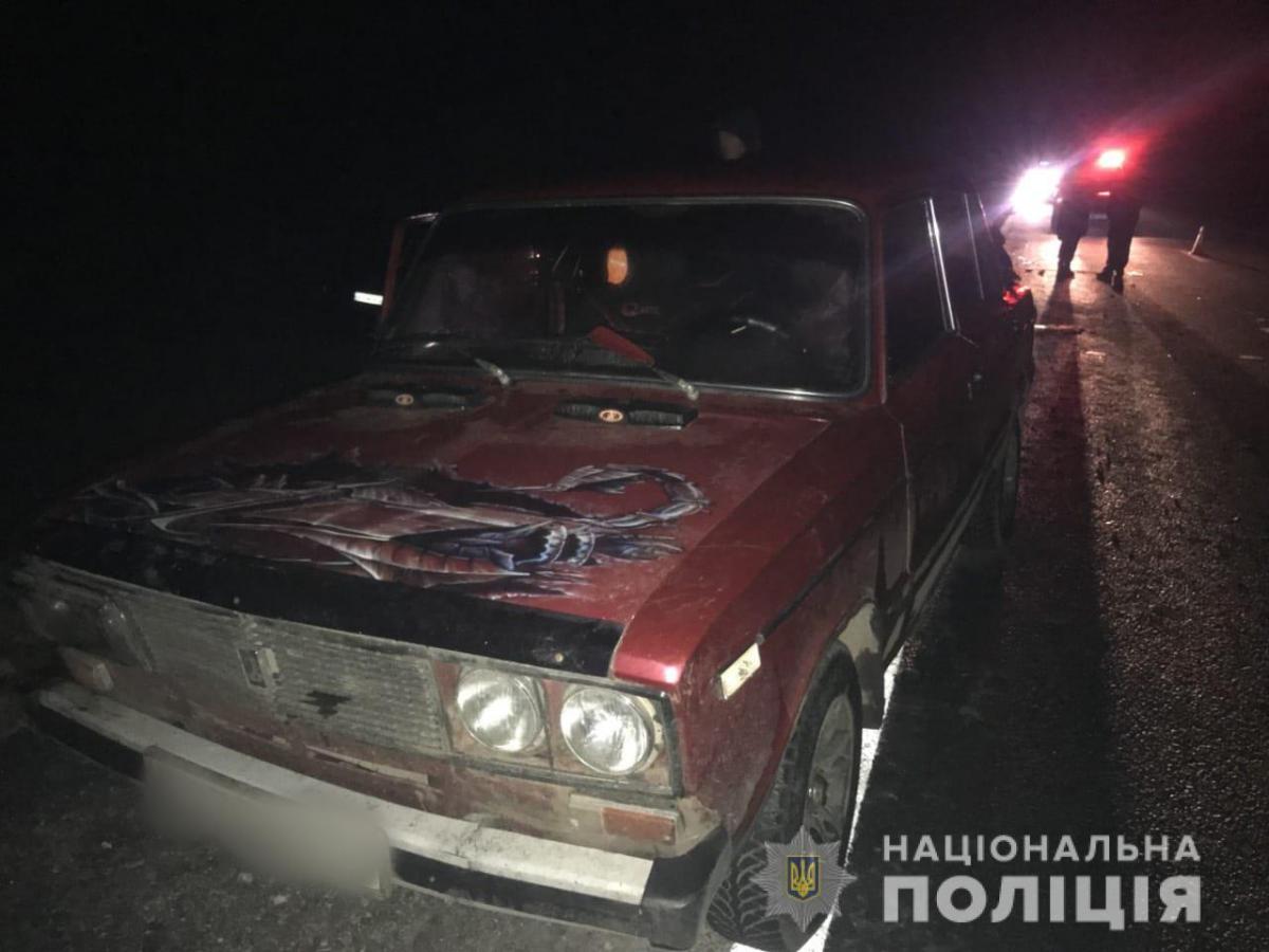 В Харьковской области микроавтобус влетел в легковушку, которую толкали люди, есть жертва В Харьковской области микроавтобус влетел в легковушку, которую толкали люди, есть жертва