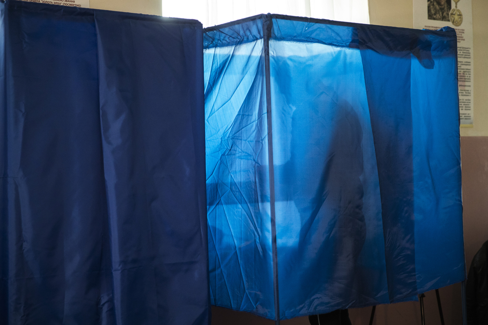 Виталий Кличко проголосовал в Киеве в военном лицее