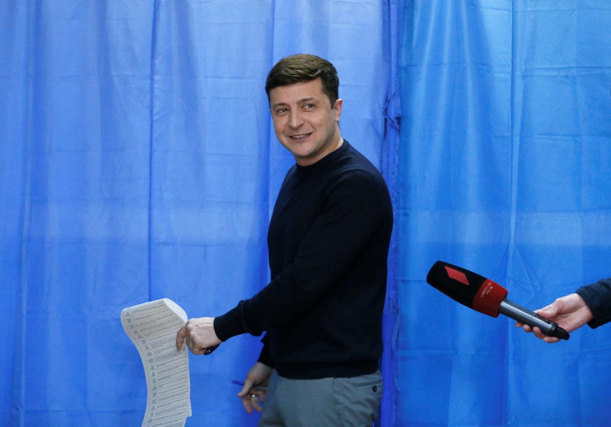 Владимир Зеленский проголосовал на выборах 2019