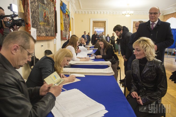 Андрей Парубий проголосовал на выборах 2019