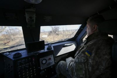 Петр Порошенко сообщил, что на Донбассе от плана Владимира Путина пострадали русскоязычные жители