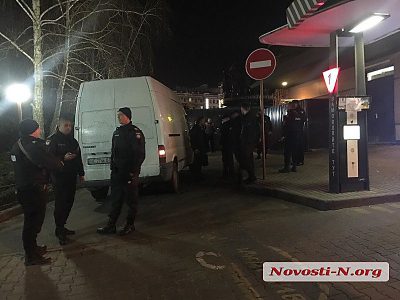 В Николаеве из-за очереди в McDonald's произошла стрельба