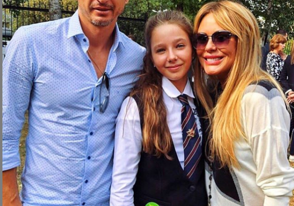 Что случилось с Юлией Началовой: от биографии и песен до причины смерти