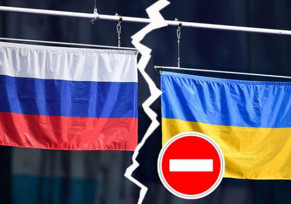 Сын насильно ебёт мать - смотреть порно онлайн или скачать