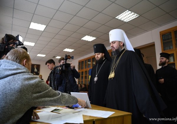 Епифаний проголосовал на выборах и рассказал о "своем кандидате"