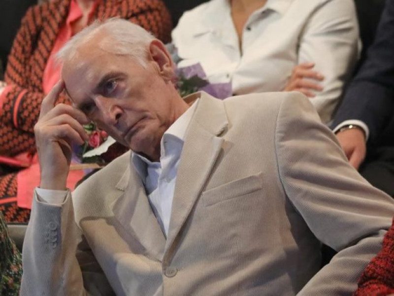 В России актера Ланового экстренно госпитализировали с COVID-19