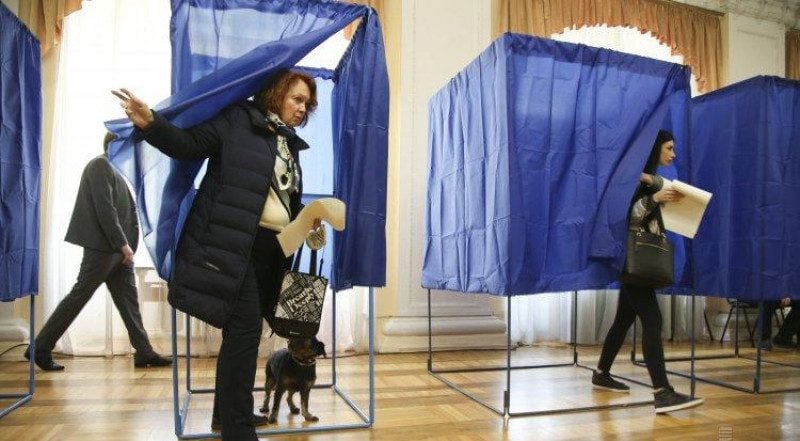 ЦИК подсчитала 90% голосов: уверенно лидирует Зеленский