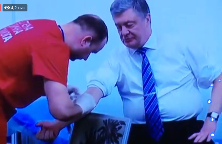 Порошенко сдает анализы 