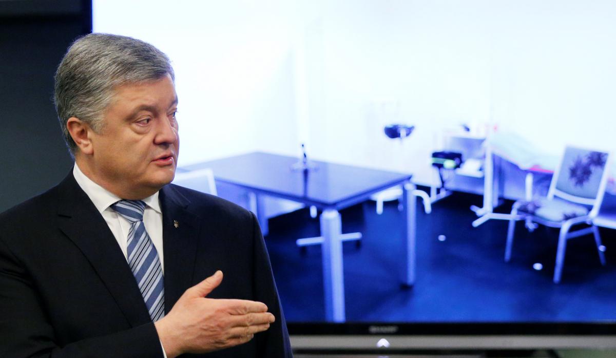 Петр Порошенко сдал кровь на анализы