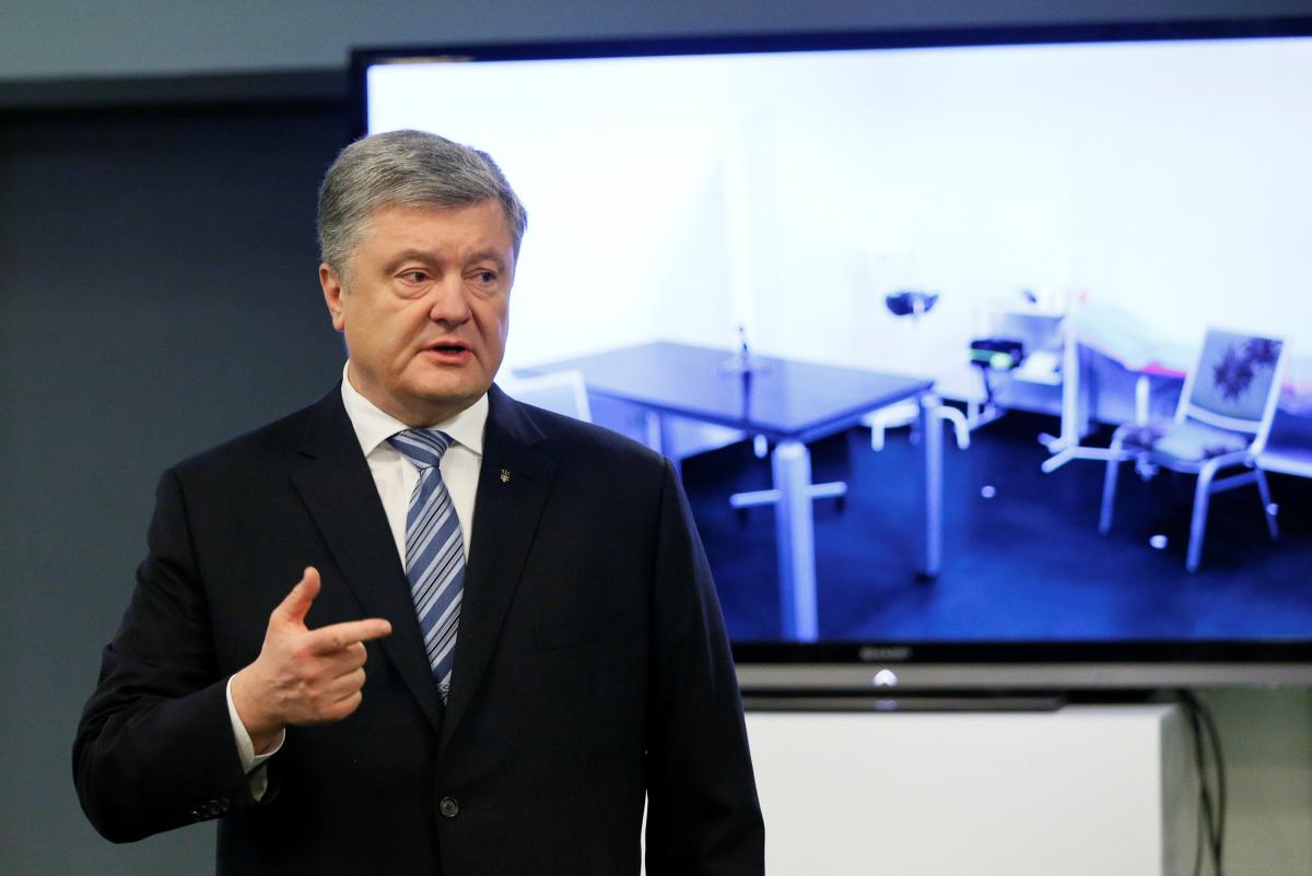 Петр Порошенко сдал кровь на анализы