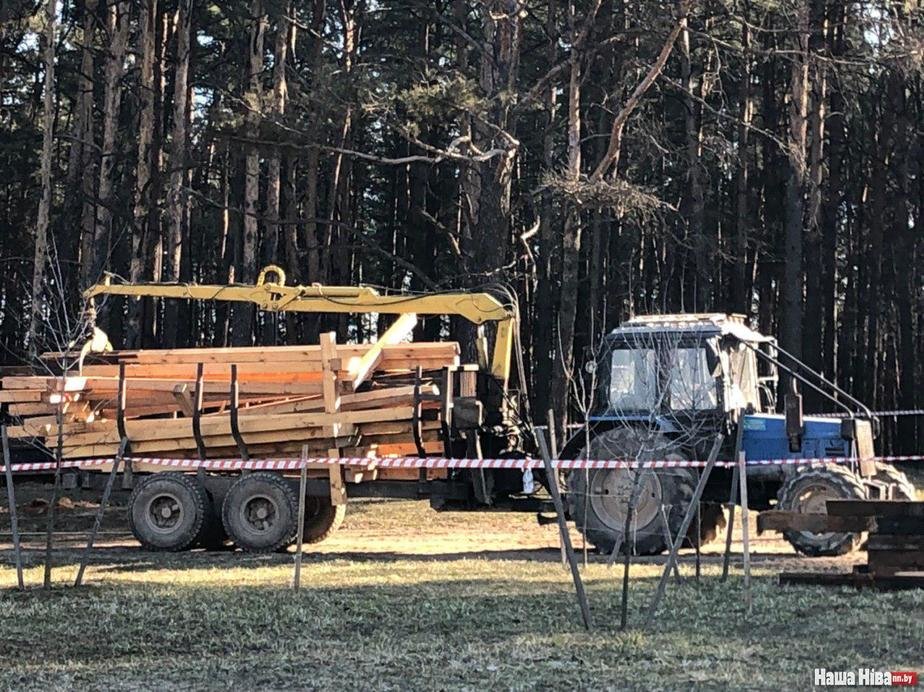 Снос крестов в Куропатах Снос крестов в Куропатах