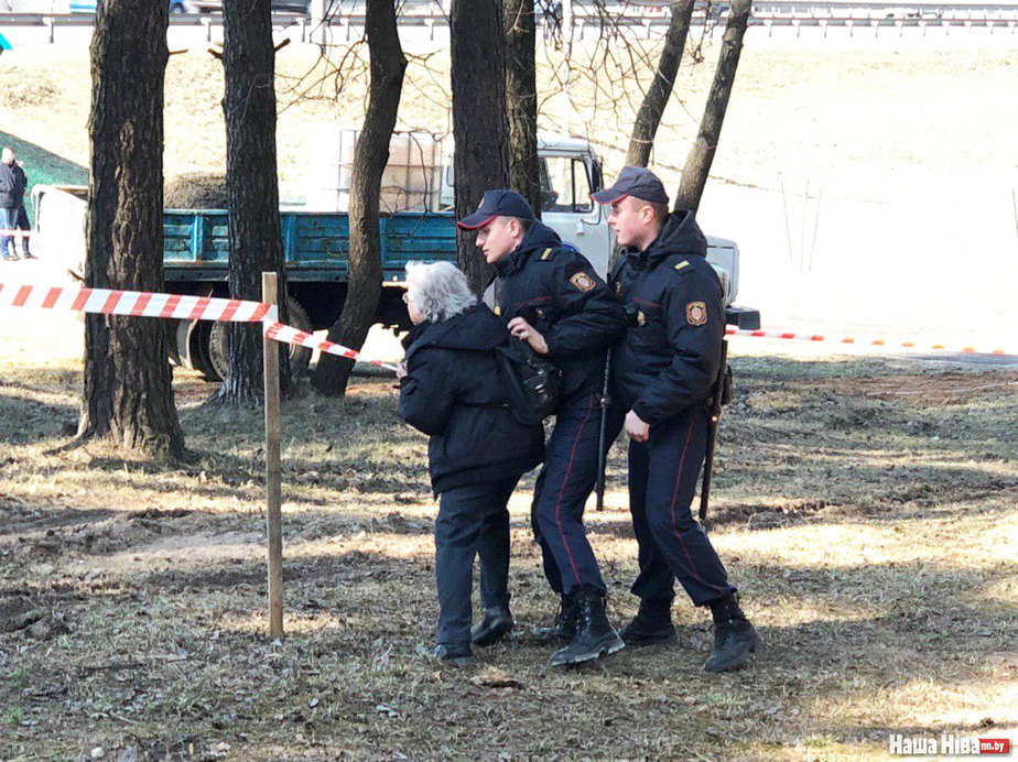 Снос крестов в Куропатах Снос крестов в Куропатах