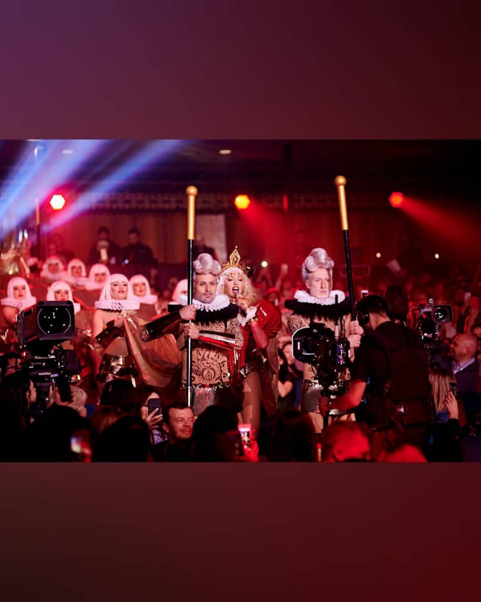 Оля Полякова