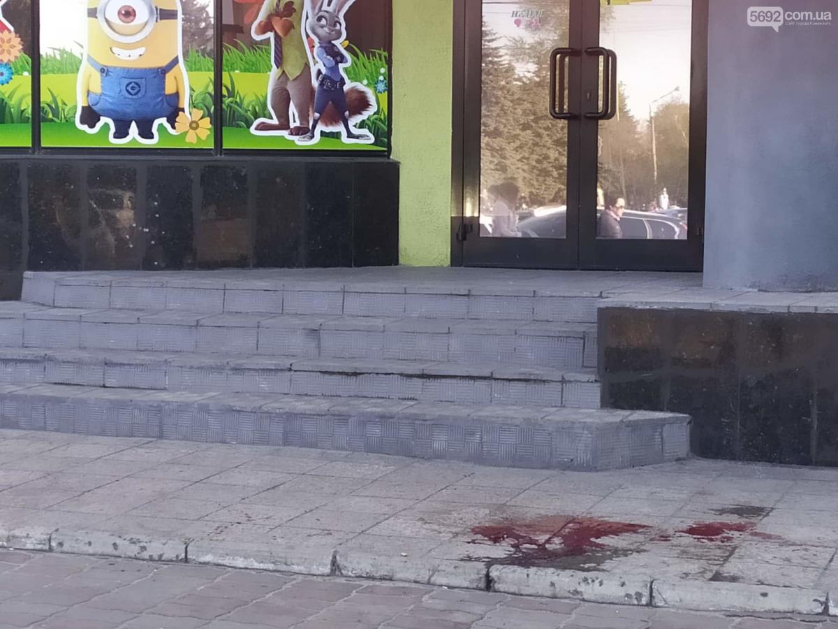 В центре Каменского подстрелили активиста