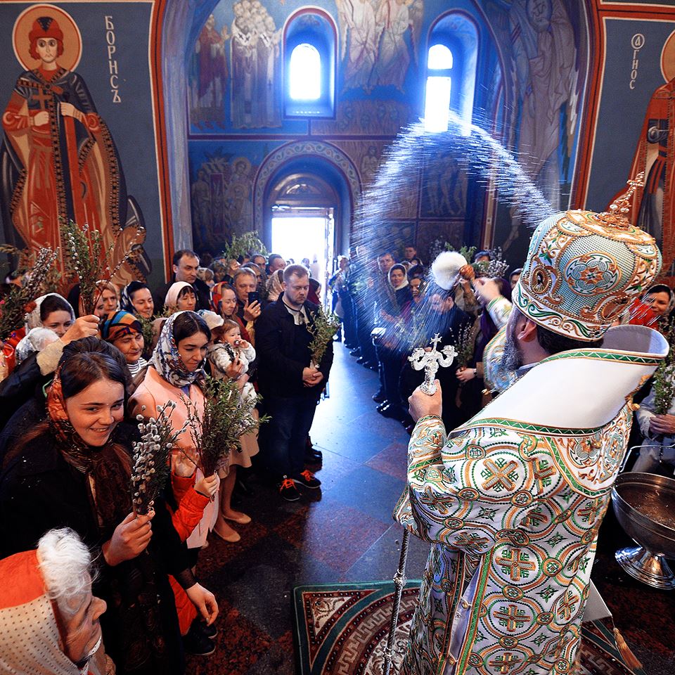 ПЦУ впервые отслужила литургию на языке жестов