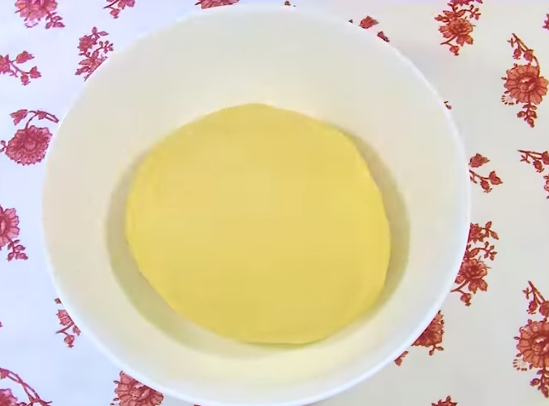 Вкусный пасхальный кулич можно приготовить и в духовке, и в мультиварке Вкусный пасхальный кулич можно приготовить и в духовке, и в мультиварке