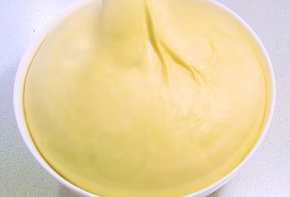 Вкусный пасхальный кулич можно приготовить и в духовке, и в мультиварке Вкусный пасхальный кулич можно приготовить и в духовке, и в мультиварке