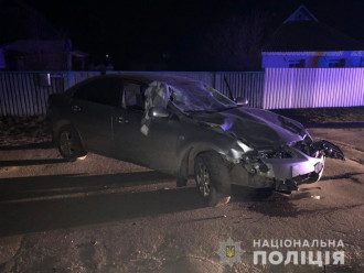 На Киевщине в аварии погибли две девушки На Киевщине в аварии погибли две девушки