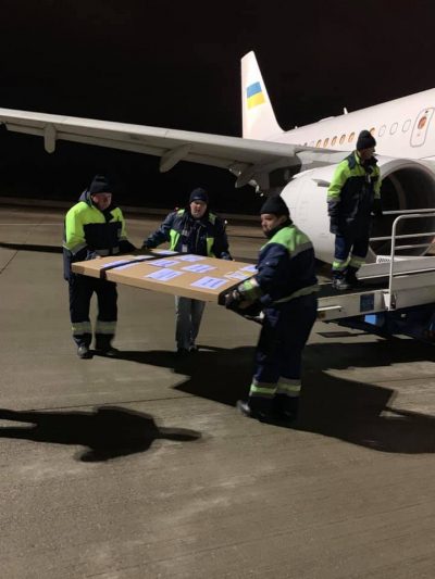 Германия передала Украине уникальную грамоту Петра I времен Мазепы