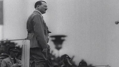 ФБР выложило в сеть рассекреченные документы о бегстве и последних годах Гитлера