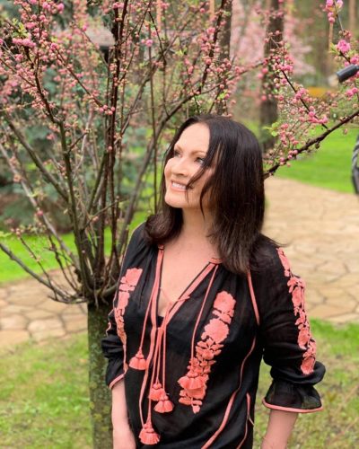 София Ротару в полупрозрачном платье-вышиванке показала, как праздновала Пасху