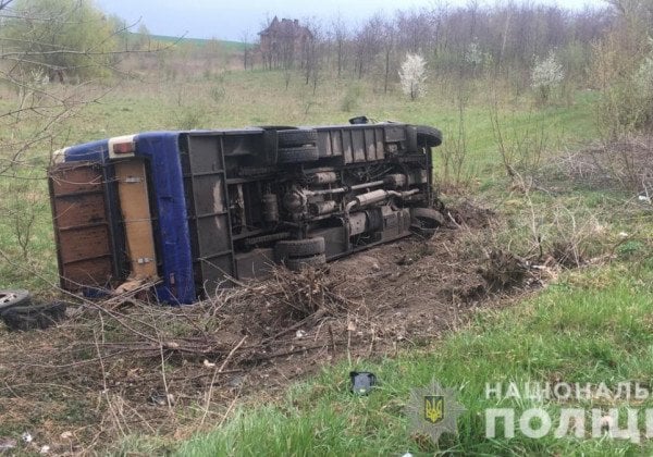 Жуткое ДТП на Волыни: легковушка протаранила автобус, много погибших и пострадавших