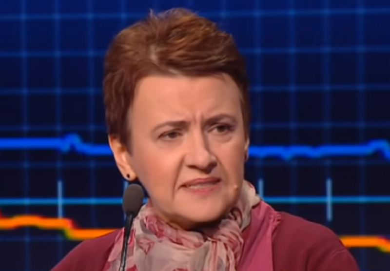 "Динозавры идут в атаку": Забужко "проехалась" по Зеленскому