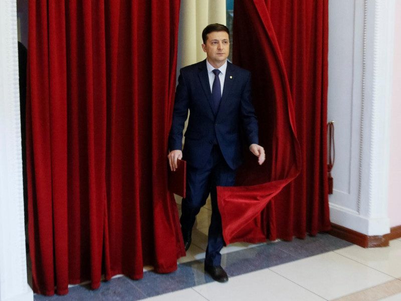Эксперт рассказал, чего ждать от Зеленского и кто его будет "напрягать"