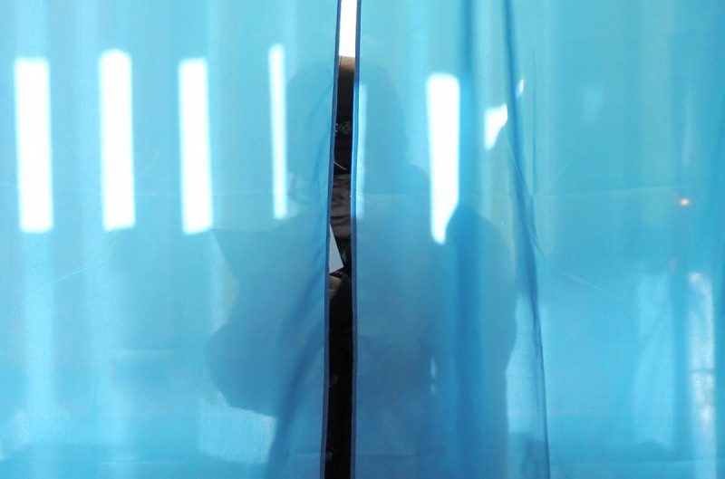 Главные новости 24 июля: новое достижение Слуги народа на выборах в Раду и захват российского сейнера