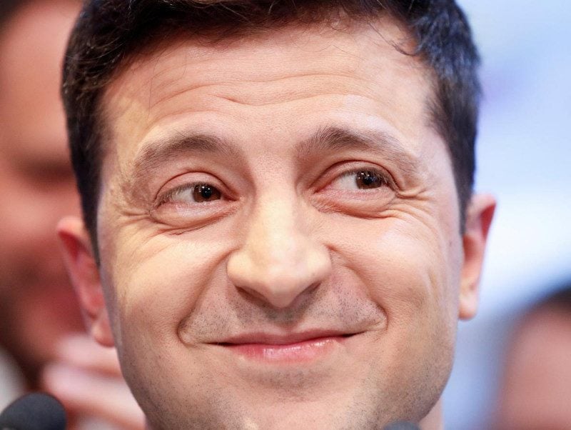 "Сделаю все": Зеленский пообещал украинцам "зеркальные" дороги