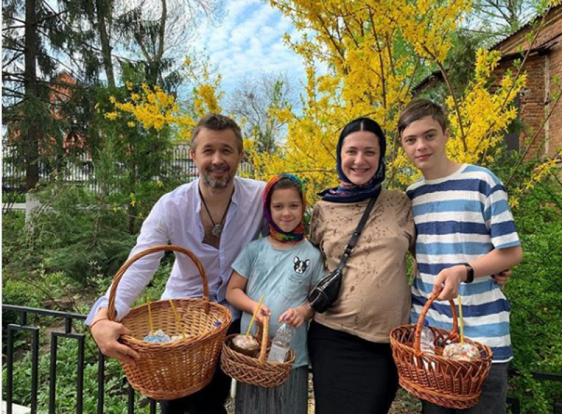 Осадчая, Никитюк, Бабкин: как знаменитости отметили праздник Пасхи