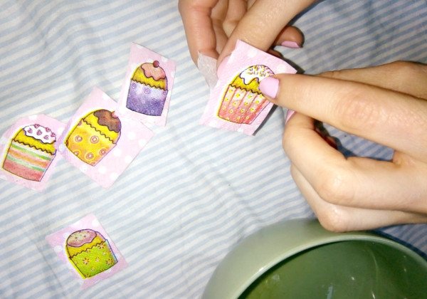 Пасхальные яйца своими руками из салфеток несложно сделать Пасхальные яйца своими руками из салфеток несложно сделать