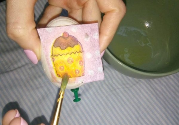 Пасхальные яйца своими руками из салфеток несложно сделать Пасхальные яйца своими руками из салфеток несложно сделать