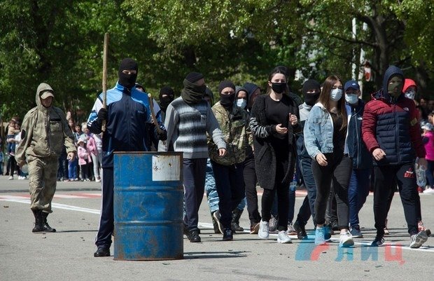 Рейхстаг и Майдан в Луганске