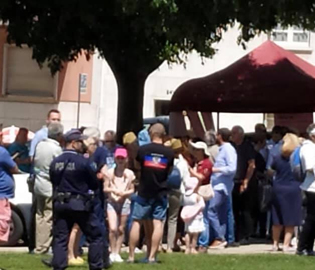 В Португалии участники Бессмертного полка напали на украинцев