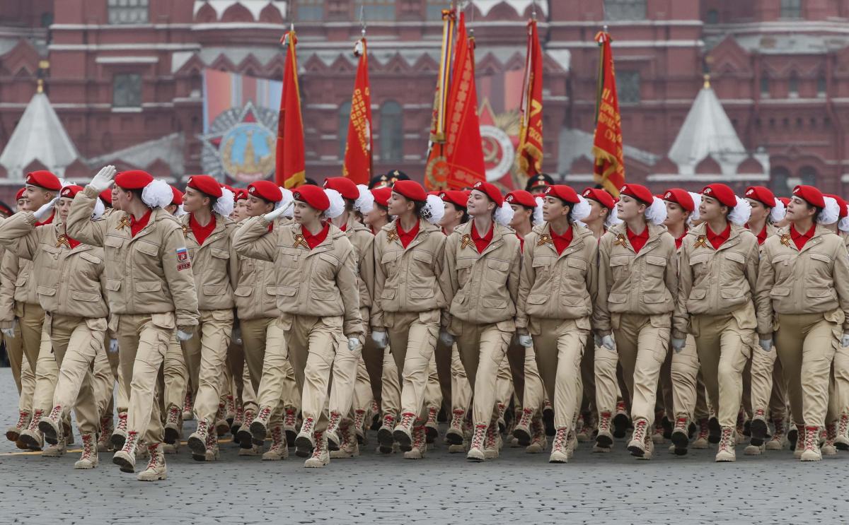 В Москве отменена часть парада Победы