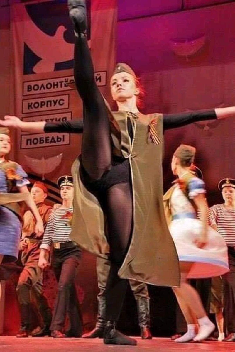 В Сети показали маразмы "победобесия" в РФ