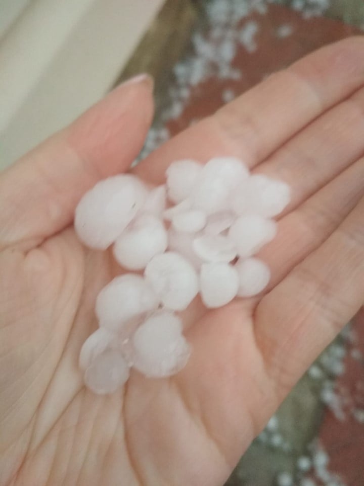 На Ивано-Франковщине в пятницу выпал град