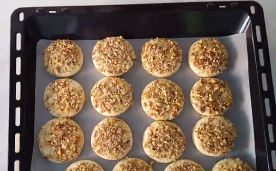 Песочное печенье — Названы рецепты песочного печенья с вареньем и песочного печенья с орехами