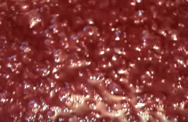 Этапы приготовления варенья из лепестков розы