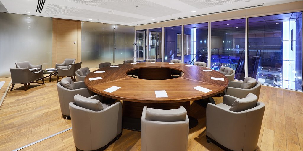 Новое обиталище Зеленского: конгрессно-выставочный центр "Парковый" Новое обиталище Зеленского: конгрессно-выставочный центр "Парковый"